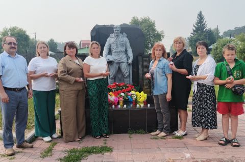 Акция «Свеча памяти» в Курлеке: это нужно не мертвым, это нужно живым